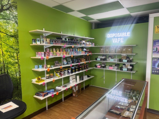 Welcome to APEX Smoke & Botanicals